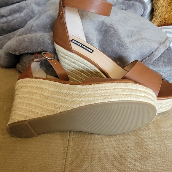 Design Lab Lord & Taylor - Picture 4 of 4